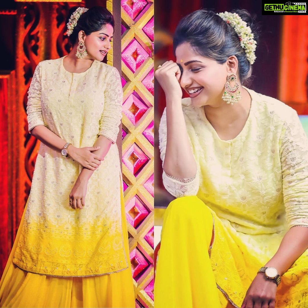 Rachita Ram Instagram - Majabharatha✨ Outfit @shalinidokaniapage Earrings @lotus_silver_jewellery Styling @tejukranthi Assisted @shashwatichandrashekar & @rajeshputtaiah Makeup @mohanrao931 Hair @kammarishivarajchary Photography @rock_phanni_