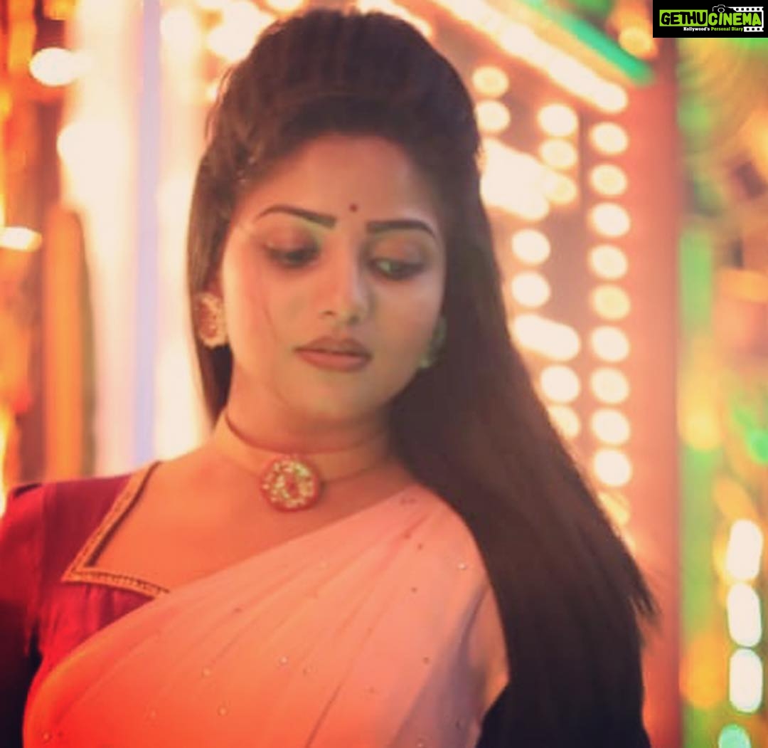Rachita Ram Instagram - MAJABHARATHA✨ Outfit and styling by @tejukranthi Jewellery @lotus_silver_jewellery H&M @paramesh_kammari & @mohanrao931 Photography @rock_phanni_