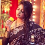 Rachita Ram Instagram – Majabharatha✨
Styling @tejaswinikranthistylefiles
Outfit @ayva_design_studio
Accessories @unniyarchajewelry
Photography @rock_phanni_
Assisted by @shashwathichandrashekar
Hair @paramesh_kammari
Makeup @mohanrao931