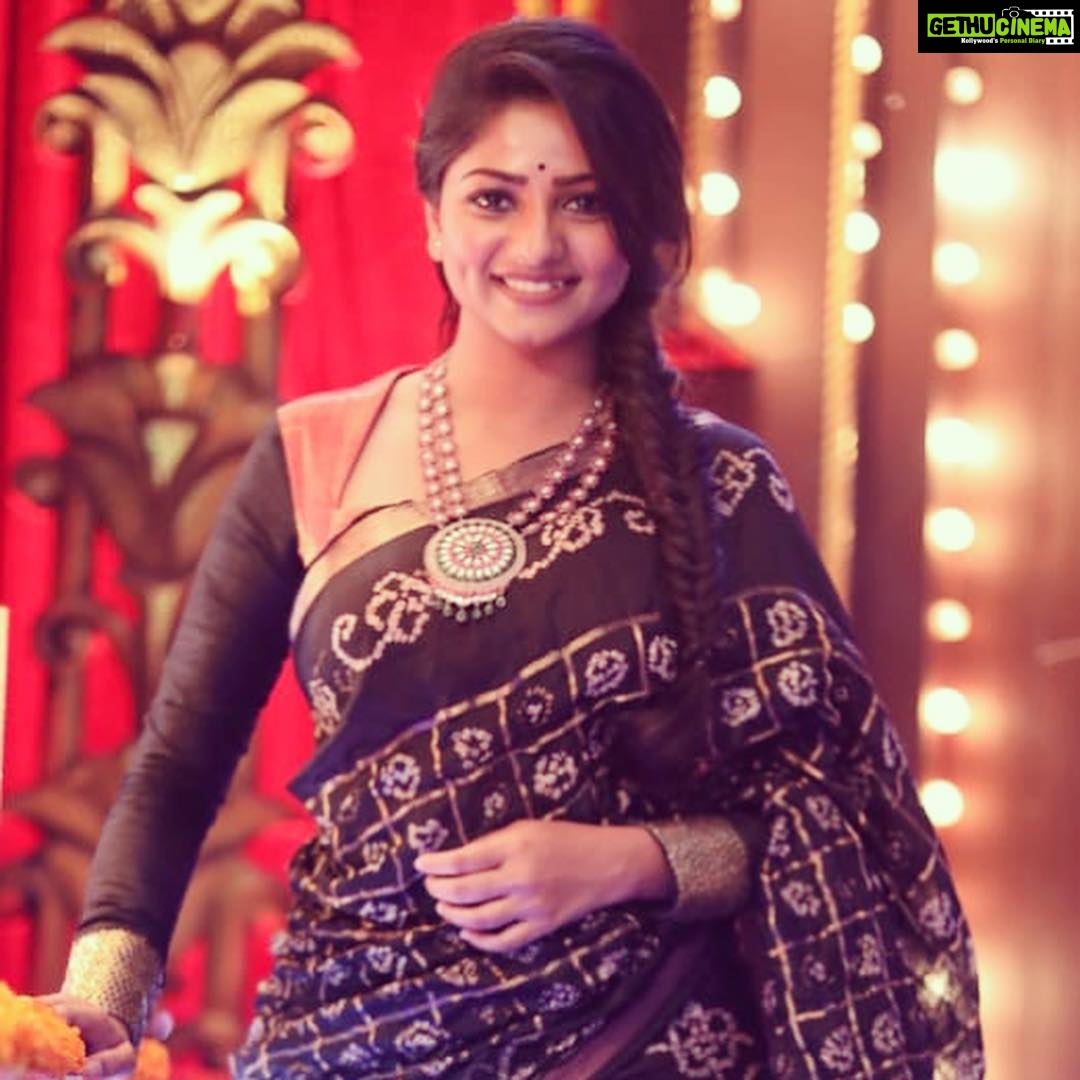 Rachita Ram Instagram - Majabharatha✨ Styling @tejaswinikranthistylefiles Outfit @ayva_design_studio Accessories @unniyarchajewelry Photography @rock_phanni_ Assisted by @shashwathichandrashekar Hair @paramesh_kammari Makeup @mohanrao931