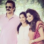 Rachita Ram Instagram - Amazing experience working with this team..#sopostive#veryprofessionalteam#goodtimeswithgoodpeopl❤️#rustum Dr shivanna sir @ravi.varma.14203 @mahensimmha @vivekoberoi @imran_sardhariya @shraddhasrinath @mayurikyatari @pooja_pooja18 looking forward to meet you all again🤗☺️
