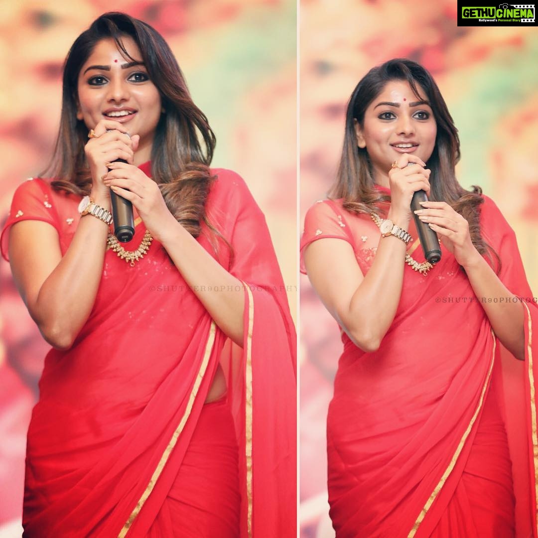Rachita Ram Instagram - God has a plan.Trust it,Live it and Enjoy it.. #thingstaketime#believeyourself #stayconfident#staypostive#thingwillfallintoplace#satyhappyalways#getwhatyouwant#patienceandfaith PC- @santhosh_j_reddy you are the best in taking the pictures✌🏻God bless yu🙂 Styling- @tejukranthi the lady who always wants to see me as diva🤗thank you my dear for customising this beautiful outfit#lovedit😍 #youhavenaileditagain Assisted by @rajeshputtaiah Hair @paramesh_kammari Makeup @mohanrao931 Outfit @kalasthreebytejaswinikranthi