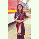 Rachita Ram Instagram – #sareelove😍 Styling @tejaswinikranthistylefiles
Assisted by @rajeshputtaiah
Outfit @savitha_reddy Makeup @mohanrao931
