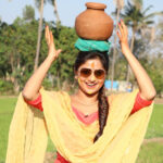 Rachita Ram Instagram – Holi holi holi holi…RANGHOLI ಸಕ್ಕರೆ ನಾಡಿನಿಂದ ತಮ್ಮೆಲರಿಗೂ ಹೊಲಿ ಹಬ್ಬದ ಶುಭಾಶಯಗಳು..🙂#mandya#onthesetsofayogy✌🏻#loveyouall