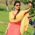 Rachita Ram Instagram – Holi holi holi holi…RANGHOLI ಸಕ್ಕರೆ ನಾಡಿನಿಂದ ತಮ್ಮೆಲರಿಗೂ ಹೊಲಿ ಹಬ್ಬದ ಶುಭಾಶಯಗಳು..🙂#mandya#onthesetsofayogy✌🏻#loveyouall