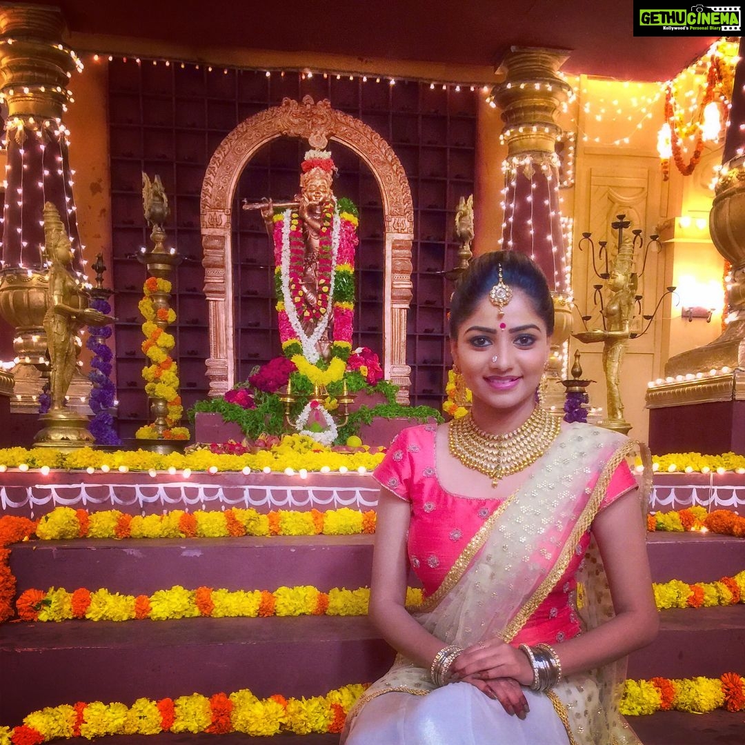 Rachita Ram Instagram - 🙏🏻KRISHNA JANMASHTAMI SUBHASHAYAGALU🙏🏻