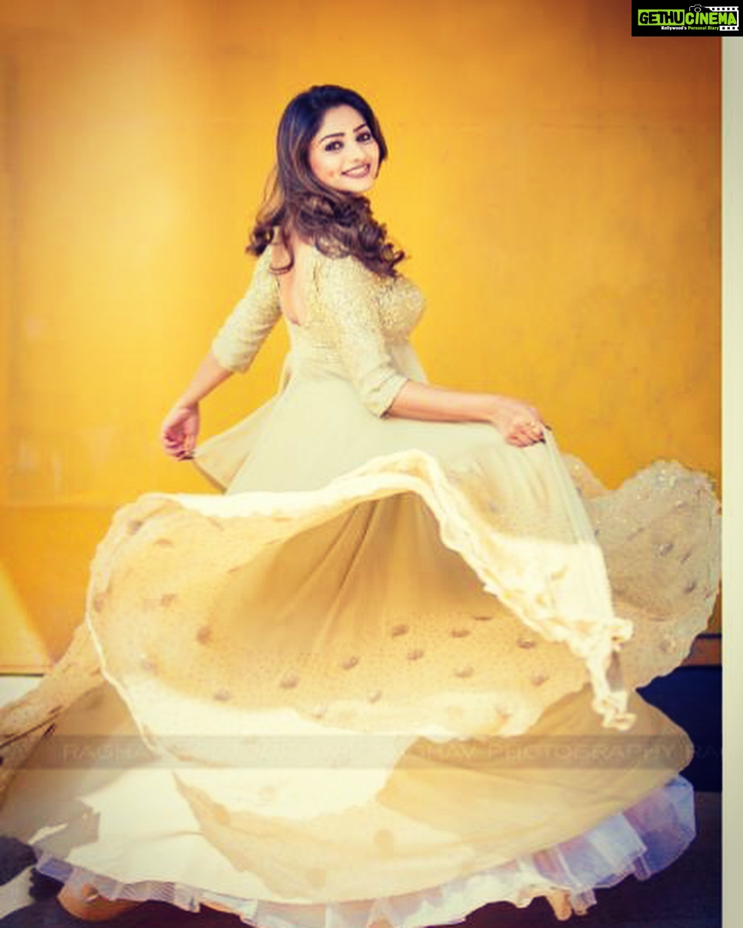 Rachita Ram Instagram - Outfit @brundagowda1912 Styling @kalasthreebytejaswinikranthi Pc @raghavphotography_rp Makeup @mohanrao931 Hairstyle @kammariparamesh