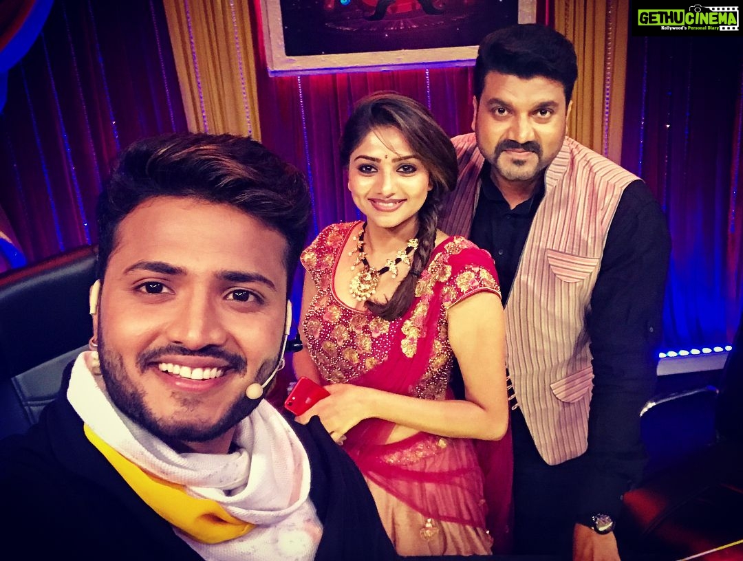Rachita Ram Instagram - #onthesetsofcomedytalkies☺️