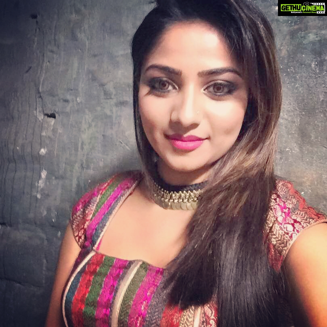 Rachita Ram Instagram - ☺️#throwback #newlook #browneyes👀