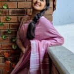 Rachitha Mahalakshmi Instagram - 🌟 Keep looking up that's d Secret of life 🌟 😇😇😇😇😇 : #sareelove @fameblueboutique 👈 : #supportwomenentrepreneurs🙋🏼💪🏻