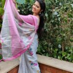 Rachitha Mahalakshmi Instagram - 🌟It's High time to believe that there is still time for you to be all that you want to be....🌟 : #Sareelove 👉👉@visrahcreations ❤️❤️❤️