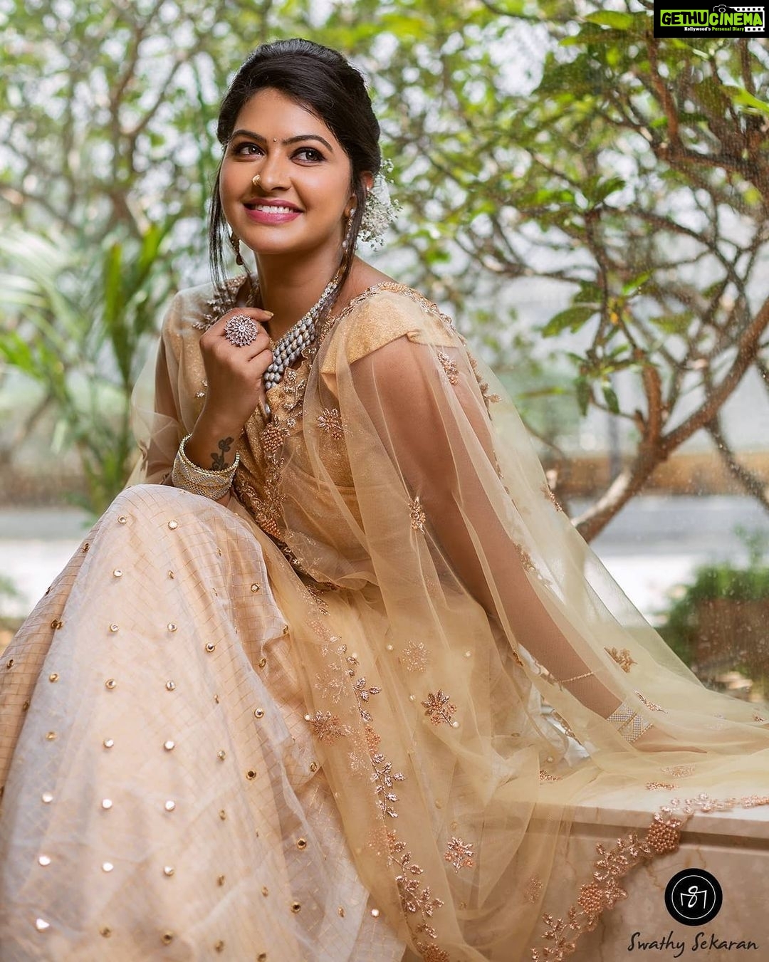 Rachitha Mahalakshmi Instagram - Happy mornings 😇😇😇😇😇😇 : Makeup @perfektmakeover : Hairdo @anupamaabnair : Photography @swathy_sekaran : Outfit @radheyscouture : Jewelry @suraksha_designs : Location @feathershotel ❤️❤️❤️❤️❤️❤️