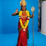 Rachitha Mahalakshmi Instagram – Well a cameo appearance again as Amman…. 
May be Branding me as chinnaterai AMMAN for Amman roles… 
Yedhu yeppudiyo namaku idhulae oru  santosham tha 😇😇😇😇😇 
Guess d serial….. 😇
And ya clue is : it’s not Amman serial 🙌