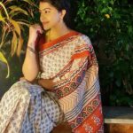 Rachitha Mahalakshmi Instagram - Be the light that help others see 😇😇😇😇😇😇 : Saree love @dear.d_unique ❤️❤️❤️❤️ : #supportwomenentrepreneurs🙋🏼💪🏻