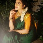 Rachitha Mahalakshmi Instagram - Stars⭐ can't shine without Darkness.... 😇😇😇😇 : Lovely mornings..... 😇