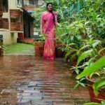 Rachitha Mahalakshmi Instagram - Namba feels panni reels pannuno na rains varunum poliyae 😅 😇😇😇😇😇😇🌧️🌧️🌧️🌧️🌧️🌧️