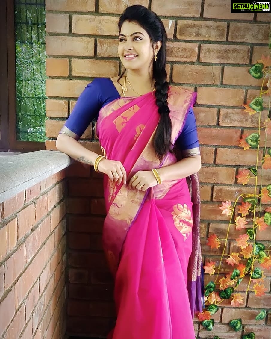 Rachitha Mahalakshmi Instagram - Saree love @fashivaclothing 👈 : #supportwomenentrepreneurs🙋🏼💪🏻