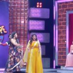 Rachitha Mahalakshmi Instagram - Small sneak peek 😇😇😇😇 Watch d episode tomorrow for more 😅