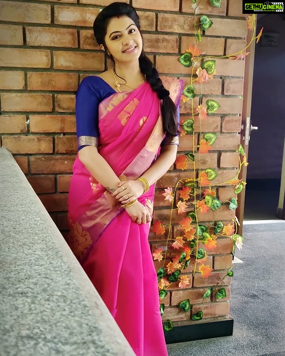 Rachitha Mahalakshmi Instagram - Saree love @fashivaclothing 👈 : #supportwomenentrepreneurs🙋🏼💪🏻