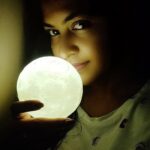 Rachitha Mahalakshmi Instagram – Yenna va irukum 🤔🤔🤔🤔🤔🤔🤔🤔🤔🤔🤔
:
Checkout @dishum_giftings 😍😍😍😍😍😍😍
:
got these beautiful lamp and speaker from @dishum_giftings
They have 100+ gifts with reasonable price..
Check their page out @dishum_giftings.. 

PR @shoutout_campus