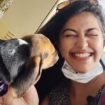 Rachitha Mahalakshmi Instagram - I love them or they love me 🤷🏻‍♀️😍😍😍😍😍😍😍😍😍😍😍😍😍😍😍 My mornings drenched with paw🐾🐾 😇😇😇😇😇😇😇