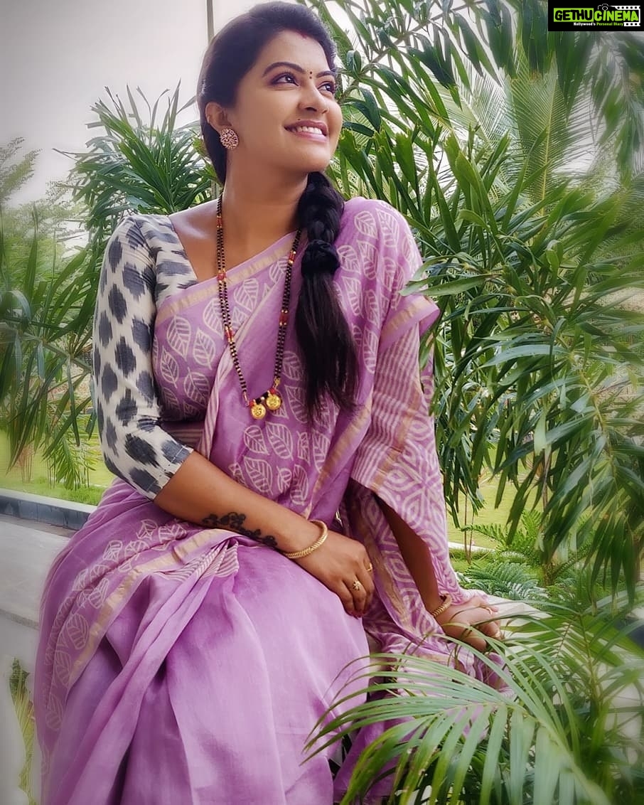 Rachitha Mahalakshmi Instagram - *Never stop giving ur best,just because someone doesn't give u credit * ๐๐๐๐๐๐ : Hope SHAKUNTLA GARU has done her best for d character given inspite of all d ups nd down's ๐ฅบ : Saree love @cleo_clothings ๐ : #supportwomenentrepreneurs๐๐ผ๐ช๐ป