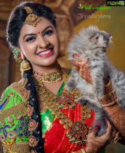 Rachitha Mahalakshmi Instagram - Happy Sunday.....😇😇😇😇😇 ❤️ 😇😇😇 : Muah @prink_beauty_gardenn_ 💄 : Blouse @trendievieracostume 😍😍😍 : Jewellery @chennai_jazz 💎 : Saree @grb_silks 🥻 : Flowers @reesribridalflowers 🌼🌸🏵️🌹 : Henna @zaira_mehendi 🤝 : Photography @mcg_studio8216 📸 : #supportwomenentrepreneurs🙋🏼💪🏻