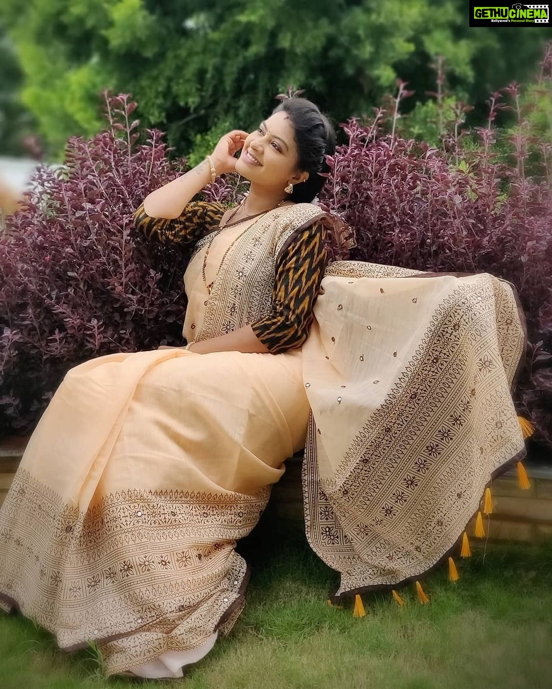 Rachitha Mahalakshmi Instagram - * Hard-work beats talent when talent don't work hard* π€·π»ββοΈπ€·π»ββοΈπ€·π»ββοΈπ€·π»ββοΈππππππππ πͺπ»πͺπ»πͺπ» : Saree love @v.m.fashions πππππ : #supportwomenentrepreneursππΌπͺπ»