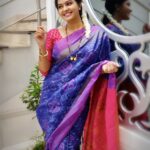 Rachitha Mahalakshmi Instagram - D monatonous me 🤷🏻‍♀️🤷🏻‍♀️🤷🏻‍♀️🤷🏻‍♀️🤷🏻‍♀️ SHAKUNTALA GARU 😍😍😍 Saree love @ranga_vastra 😍 #supportwomenentrepreneurs🙋🏼💪🏻