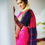 Rachitha Mahalakshmi Instagram – Upcoming …. 😵
Well hope u guys can guess d scene 🤷🏻‍♀️
At NINI 2.O 🥵😨😥😩😞😟🥺😓😖🙄😵😬
Saree love @glamtique.in 🥰
#supportwomenentrepreneurs🙋🏼💪🏻