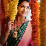 Rachitha Mahalakshmi Instagram – In a world full of trends,I just want to remain elegant nd classic….. 😇😍😇😍😇😍😇😍
:
:
SHAKUNTALA GARU 😍😍😍😍
#chittithalliserial
#chittithalli
:
Saree love @thulsistudio 😇😇😇😇😇
:
:
Lovely accessories @foryouneeds 😍😍😍😍😍
:
:
#supportwomenentrepreneurs🙋🏼💪🏻