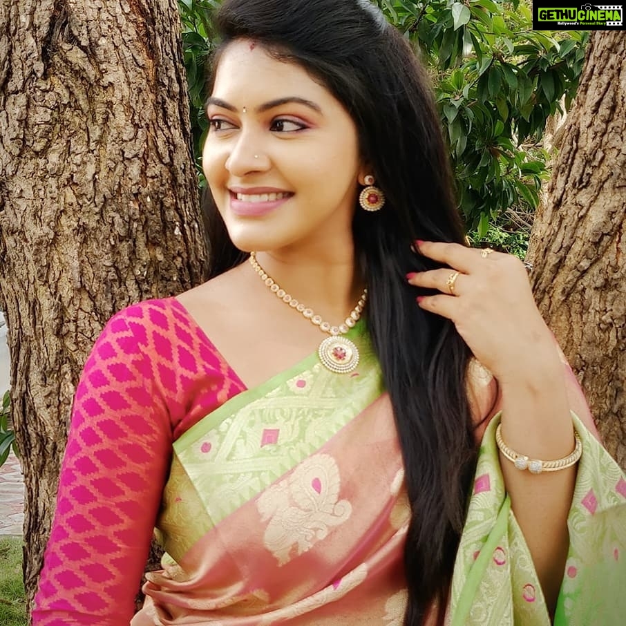 Rachitha Mahalakshmi Instagram - * We don't always need a plan. Sometimes v just need to breath, believe,let go and c what happens * πππππππ Saree love @ruthviscollection β€οΈβ€οΈβ€οΈβ€οΈ Lovely jewelry @foryouneeds πππππ #supportwomenentrepreneursππΌπͺπ»