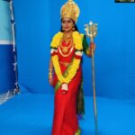 Rachitha Mahalakshmi Instagram - Well a cameo appearance again as Amman.... May be Branding me as chinnaterai AMMAN for Amman roles... Yedhu yeppudiyo namaku idhulae oru santosham tha 😇😇😇😇😇 Guess d serial..... 😇 And ya clue is : it's not Amman serial 🙌