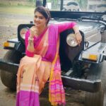 Rachitha Mahalakshmi Instagram - MAHA TEACHER 👩‍🏫 back to work 👩‍🏫 Upcoming in NINI..... 😇😇😇 hope u all r watching d episodes.... 😄 Yelupungal unga karuthugalai..... 🙂 Costumes sponcers for MAHA👇 @__.rkn._.sarees.__ 😍🥰🥰🥰🥰 #supportwomenentrepreneurs🙋🏼💪🏻