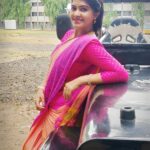 Rachitha Mahalakshmi Instagram – MAHA TEACHER 👩‍🏫 back to work 👩‍🏫
Upcoming in NINI….. 😇😇😇
hope u all r watching d episodes…. 😄
Yelupungal unga karuthugalai….. 🙂
Costumes sponcers for MAHA👇
@__.rkn._.sarees.__ 😍🥰🥰🥰🥰
#supportwomenentrepreneurs🙋🏼💪🏻