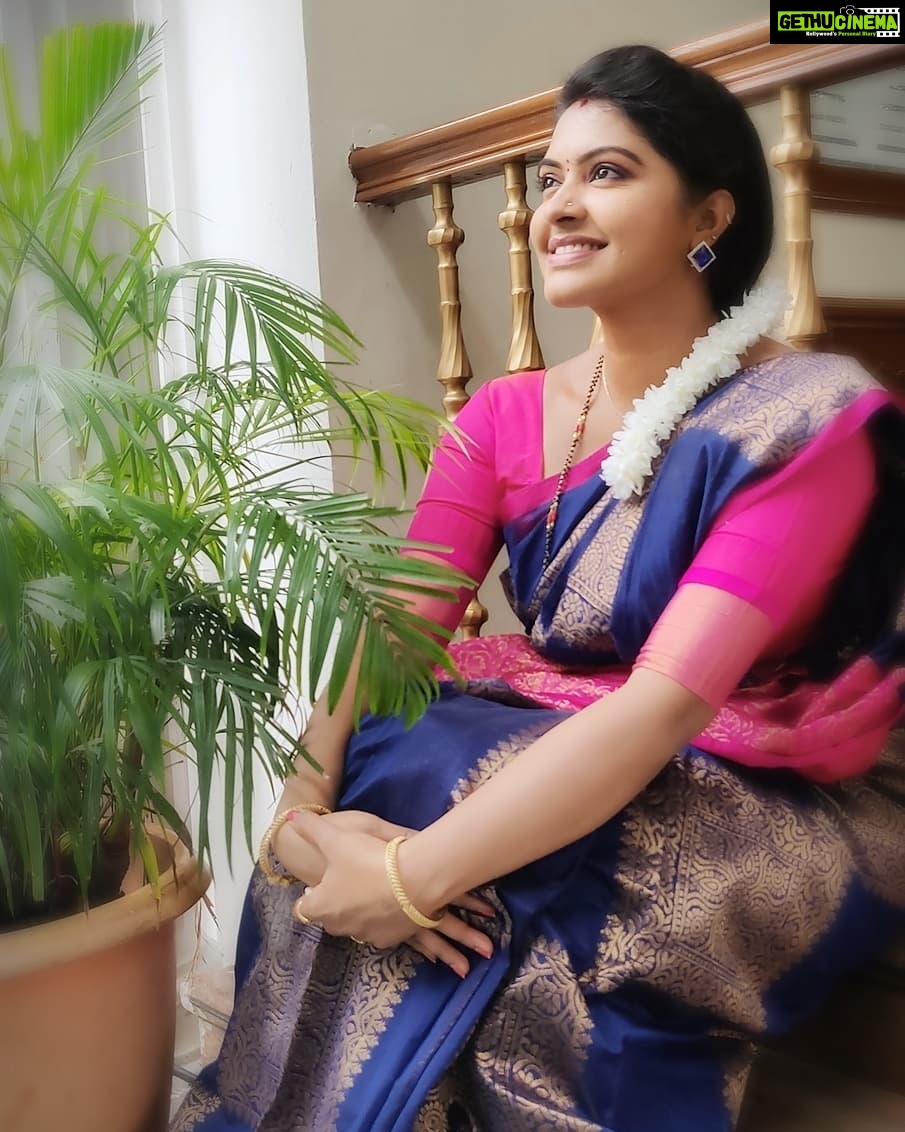 Rachitha Mahalakshmi Instagram - My heart 💓 even wen it doesn't feel better leads me where it's right 🙌🙌🙌🙌 😇😇😇😇😇😇😇 Jewelry @adhithya_ladies_fashion 🥰🥰🥰 Saree love @glamtique.in 😍😍😍😍