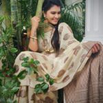 Rachitha Mahalakshmi Instagram - Andharu mee Shakuntla garki okka like kottandi 😉🥰🥰🥰🥰🥰🥰🥰🥰🥰 Saree love @fashivaclothing 👈👈👈👈 #supportwomenentrepreneurs🙋🏼💪🏻