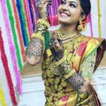 Rachitha Mahalakshmi Instagram - Well MAHA all set nd ready for wedding 😇😇😇😇😇😇😇😇😇😇😇 Wait for d upcoming twist in NINI 🤯 Mehandi @ria_mehandhis 👈🥰😇 CUSTOMIZED BLOUSE @santhoshiplush 👈 Exclusive bridal jewelry @studiobluefashions 👈🥰🥰🥰🥰🥰 Saree @rachithaclosetsale 👈👈👈👈😇😇😇😇 ❤️🥰❤️🥰🥰🥰