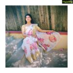 Rachitha Mahalakshmi Instagram – Being “Shakuntala Devi ” 😇
Saree love @mkr_pattu_sarees_wholesaler 🥰
#supportwomenentrepreneurs🙋🏼💪🏻
#supportsmallbusiness
#supporttelevisionindustry