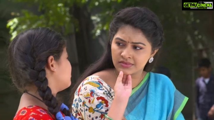 Rachitha Mahalakshmi Instagram - "SHAKUNTLA GARI NATYA PREMA " πππππππ In d journey of a actor life v get to play n number of characters, few with willing and few without! Few for our job satisfaction nd few for our soul satisfaction.... This is one such character "Being SHAKUNTLA" which has take over me..... Soulfully..... Just living in it..... β€οΈβ€οΈ Things do changed... But my love for this performance can never change.... ππ Do wt u love..... Love wt u do...... β€οΈβ€οΈβ€οΈβ€οΈ Spread positivity ππππ #chittithalliserial #chittithalli @starmaa 6.pm π