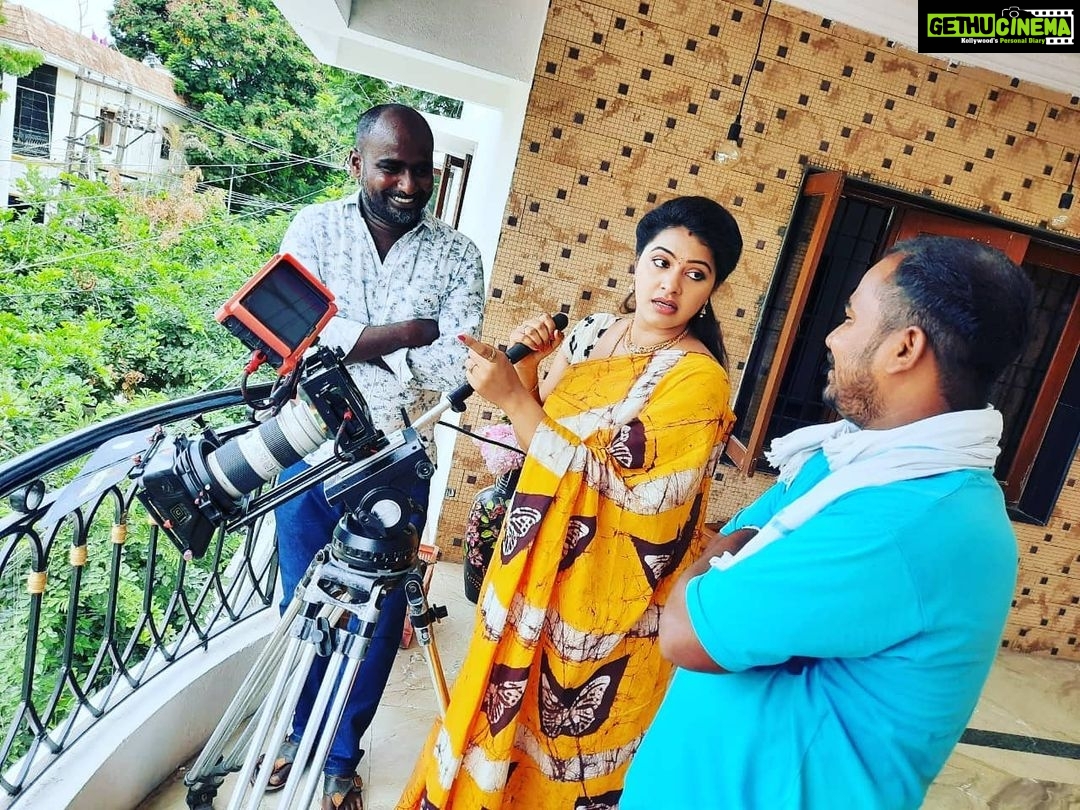 Rachitha Mahalakshmi Instagram - ๐๐๐๐๐ saetai miss those shooting fun ๐ฅ ๐ฅบ๐ฅบ๐ฅบ๐ฅบ๐ฅบ๐ฅบ๐ฅบ #sareelove @pady_fashions ๐ฅฐ Accessories @inno_trends ๐ #supportwomenentrepreneurs๐๐ผ๐ช๐ป #supportsmallbusiness #supporttelivisionartists #savetelevisionindustry ๐๐๐๐๐๐