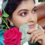 Rachitha Mahalakshmi Instagram - Simple yet classy 😇😇😇😇 Being SHAKUNTLA 😇 HOMELY me in lovely lenin sarees 🥰 Saree love @aksh_ara_boutique 🥰🥰🥰🥰🥰 Jewelry @pinksyearrings 🥰🥰🥰 💄@falishasiddhu 🥰 Customised blouse @sdduniqueboutique97 #supportwomenentrepreneurs🙋🏼💪🏻 #supportsmallbusiness #supporttelivisionartists #savetelevisionindustry 🙌🙌🙌🙌🙌
