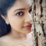 Rachitha Mahalakshmi Instagram – Being “SHAKUNTLA” 😇😇😇😇😇😇
automatically this character makes me feel soooo special…… 😍😇😍😇😍😇😍😇
Those tears filled eyes, her calmness with a pleasent smile with lots of love within her….. Awwwwww 🥰🥰🥰🥰🥰🥰🥰🥰🥰🥰 just loving it 😍😍😍😍😍
And also her simple dressing with some amazing earrings 😍😍😍😍😍😍 wooooo just living in it…… 😍😍😍😍😍
#chittithalli 
@starmaa 😇
Lovely stud earrings @sujaas_studios66 😍😍 👈
#supportwomenentrepreneurs🙋🏼💪🏻 #supportsmallbusiness I