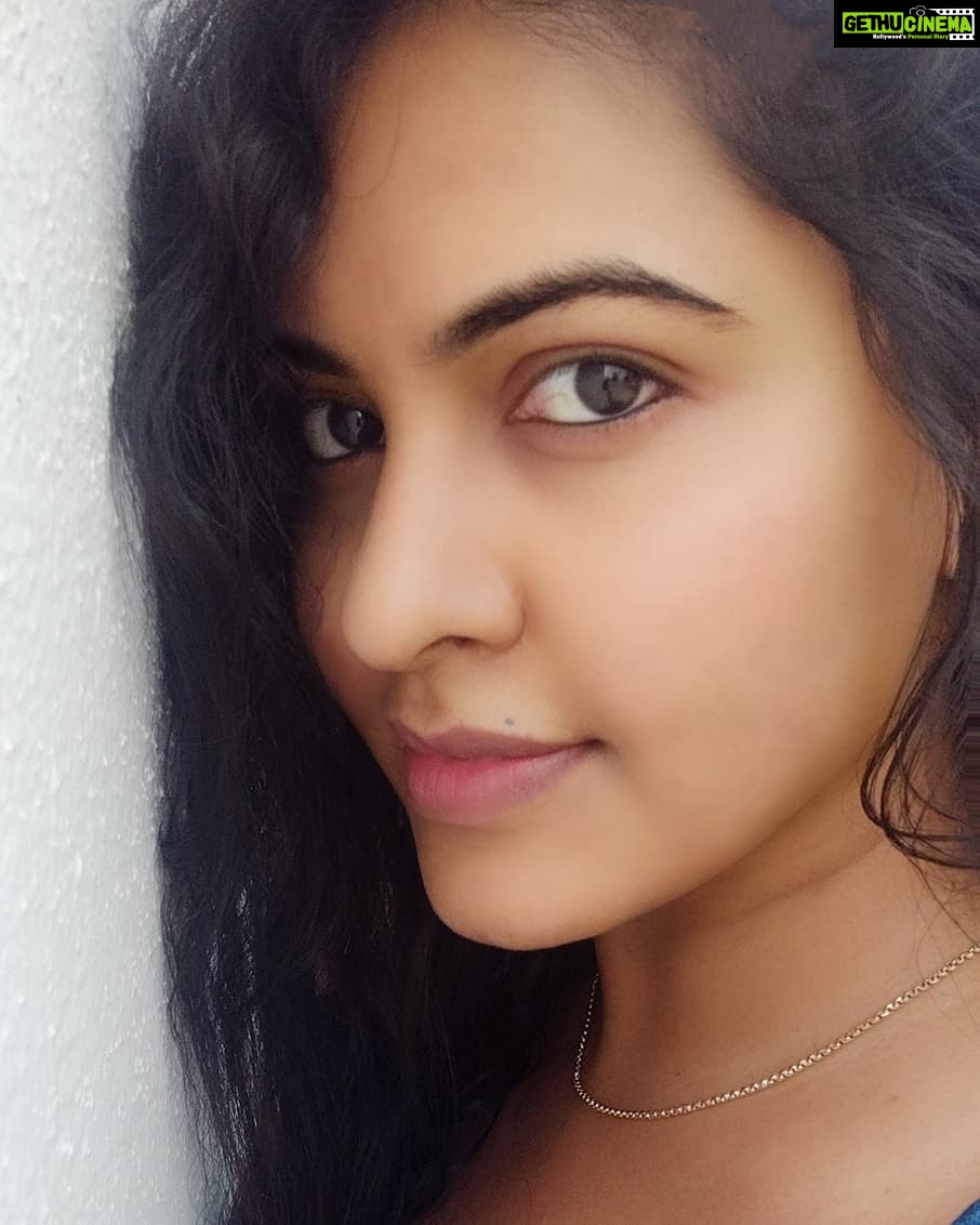 Rachitha Mahalakshmi Instagram - Fresh evenings 😇😇😇😇😇😇😇😇 🥰🥰🥰🥰🥰🥰🥰🥰🥰 🤞🤞🤞🤞🤞🤞Hope everything goes well nd v get back to normal 🙇🏻♀️🙇🏻♀️🙇🏻♀️🙇🏻♀️ Makkalae plz b safe nd #stayresponsible 🙌🙌🙌🙌🙌