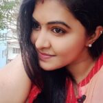 Rachitha Mahalakshmi Instagram - Sooo happy talking to u guys 😇😇😇😇😇😇😇 Keep supporting darling.....