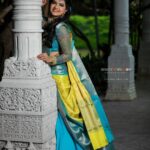 Rachitha Mahalakshmi Instagram - 🌟Self-made, Self-motivated, Self-funded nd ya Self- taught and that's 👉 Ra-chi-tha 😇🙌🙌🙌🙌🙌🙌🙌 Here is the lovely team behind this makeover.... 😇😇😇😇😇 MUA💄 : @jaanumakeoverartistry : Saree 🥻: @mhm_indian_boutique : Blouse : @plush_boutique_jb : Hairdo 💁🏻‍♀️ : @akila_hairstylist : Jewellery 💎: @mhm_jewelleries : Flowers 💐: @poovai_bridal_flowers : Photography : 📸 : @single_sparrow_photography 💛💙💛💙💛💙