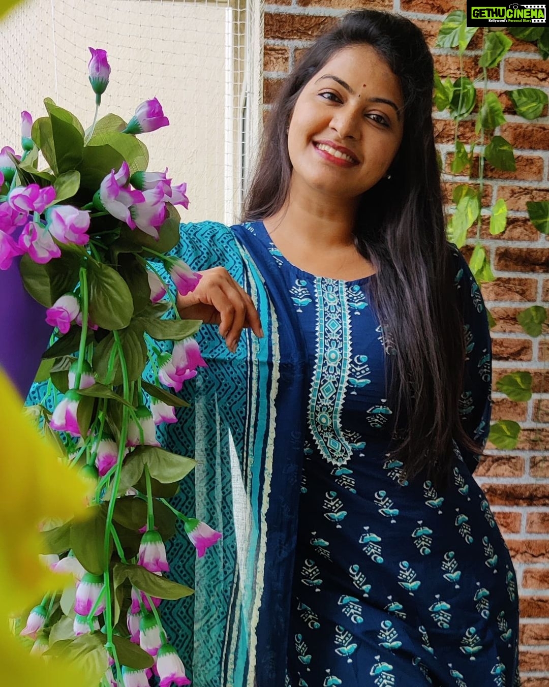 Rachitha Mahalakshmi Instagram - 🌟Be enough for yourself first,the rest of d world can wait. 🌟🙌🙌🙌Lovely outfit @branding_with_shakthi : https://www.instagram.com/branding_with_shakthi/ : https://www.facebook.com/brandingwithshakthi/ : #supportwomenentrepreneurs🙋🏼💪🏻