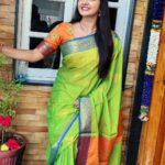 Rachitha Mahalakshmi Instagram - Lovely combo 🧡💚🧡💚 : #sareelove @branding_with_shakthi : Follow nd share @branding_with_shakthi page : https://www.facebook.com/brandingwithshakthi/ : https://www.instagram.com/branding_with_shakthi/