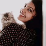 Rachitha Mahalakshmi Instagram - 😻🐾🐾 My lil Cheetha 🐆 🐾🐾 My baby doll 😍 My reason to smile ❤️ My Whiskey on d rock 😉😋😋😋 😻🐾🐾 Lovely clicks by 👉 @furrytalesbykaushik #pawlove @siberian_whiskeygrey 😻🐾🐾