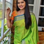 Rachitha Mahalakshmi Instagram - Lovely combo 🧡💚🧡💚 : #sareelove @branding_with_shakthi : Follow nd share @branding_with_shakthi page : https://www.facebook.com/brandingwithshakthi/ : https://www.instagram.com/branding_with_shakthi/